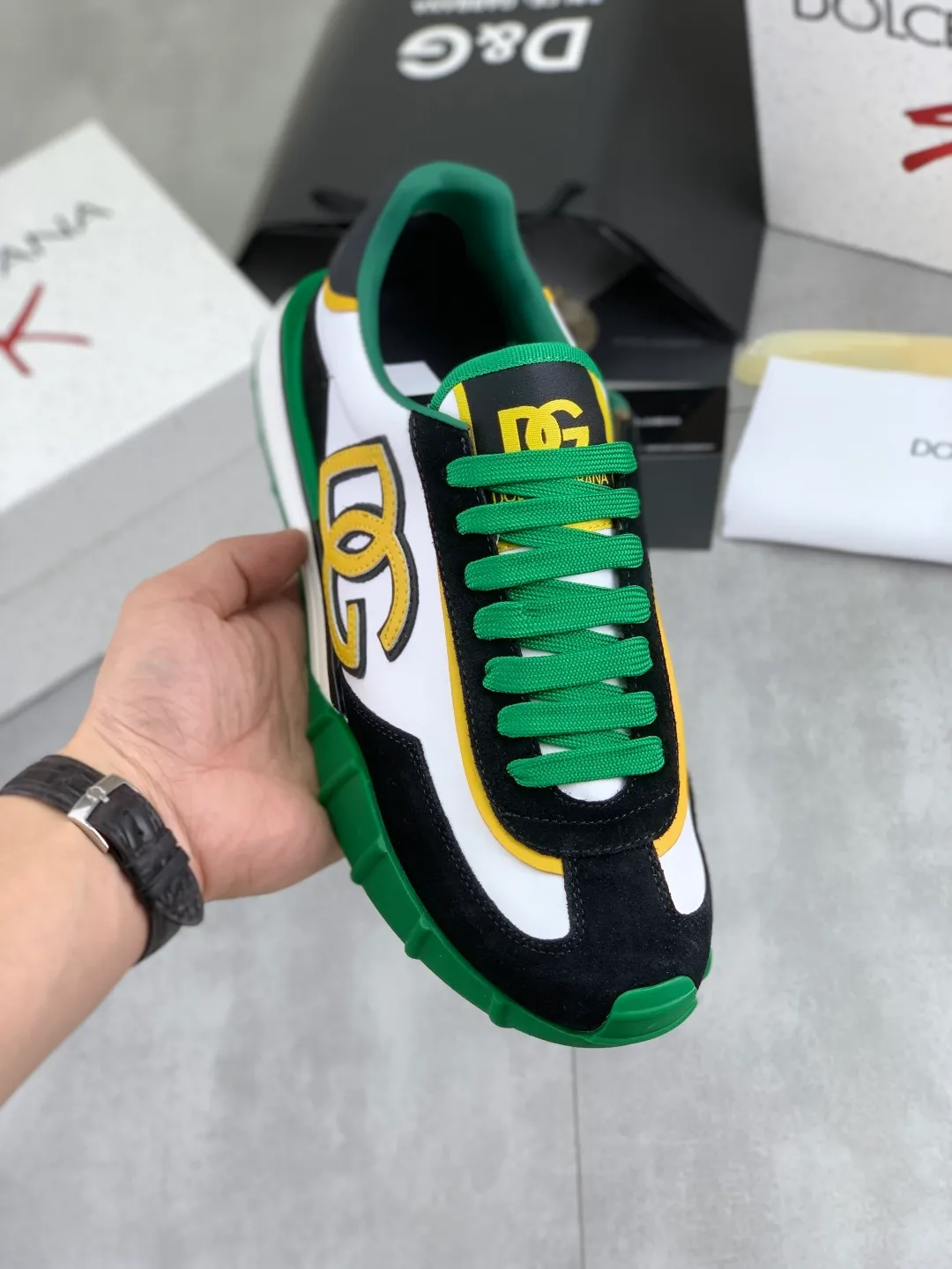 Men's men's shoes 💰P542 💰[New model] The latest hot style, top original quality, the official website synchronizes "DOLCE&GABBANA [Dolce & Gabbana] ~ High quality." The effect is low-top casual DG men's shoes, loved by many celebrities, using high-end imported first-layer calfskin splicing logo design + cowhide feet, simple and elegant, perfectly interpreting the latest inspiration of shoes, integrating classics and fashion, luxury dreams, and fashion. Suitable for drivers, light and comfortable to drive, light and breathable for outdoor travel, high-end quality, trustworthy, 5️⃣color🉑️choice! Code number: 38-46